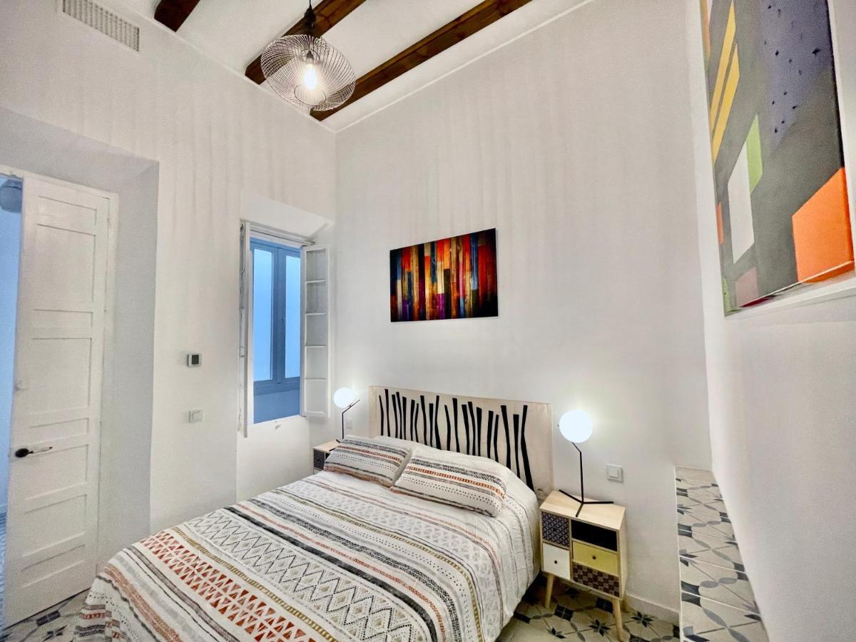 Picasso'S Tres Puertas 4 Bedrooms Malaga Exterior photo